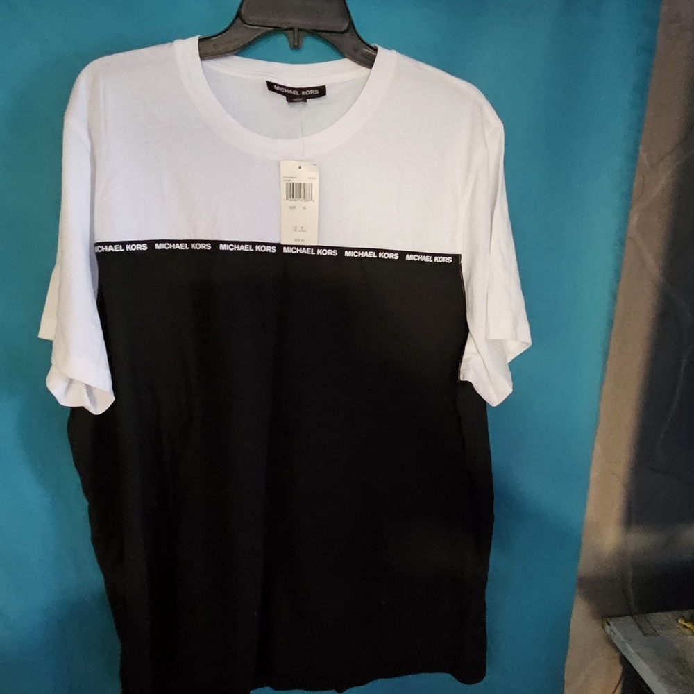 NWT MICHAEL KORS TEE SHIRT